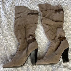 Suede unbranded heeled boots